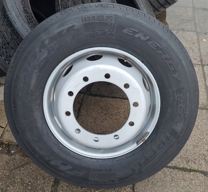 315/70 R22,5 22.5 WHEELS PIRELLI FH01 ORIGINAL NEW CONDITION DISC 