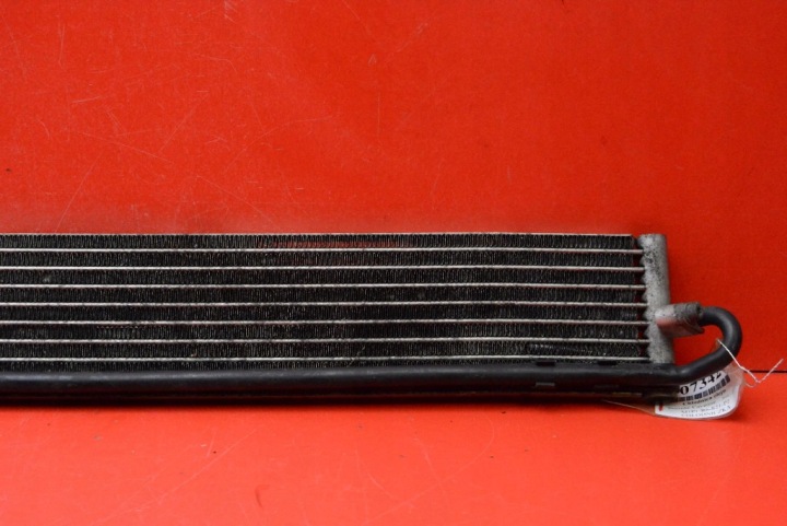 RADIATEUR HUILES 7P0317019 PORSCHE CAYENNE 2 II 92A 7P5 3.0 TDI 245 KM 10-14