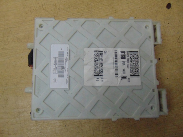 MODULE FUSIBLE FORD CONNECT MK2 DV6T-14A073-RL