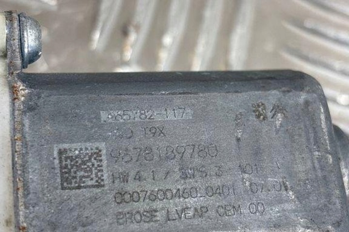 ÉLÉVATEUR VITRES ARRIÈRE DROITS PORTES PEUGEOT 308 II 9677734780 1.2L