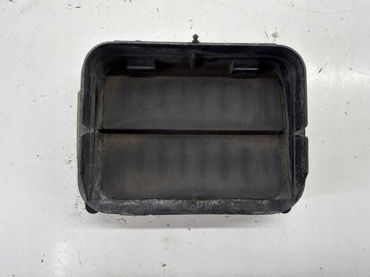 GRILLE VENTILATION TESLA MODÈLE X 106803400B