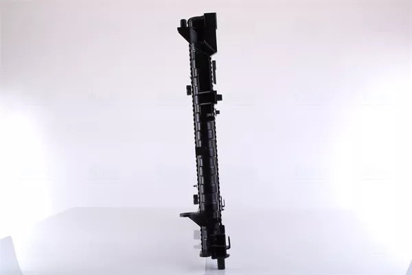 RADIATEUR MOTEUR NISSENS 63843A 7701045345