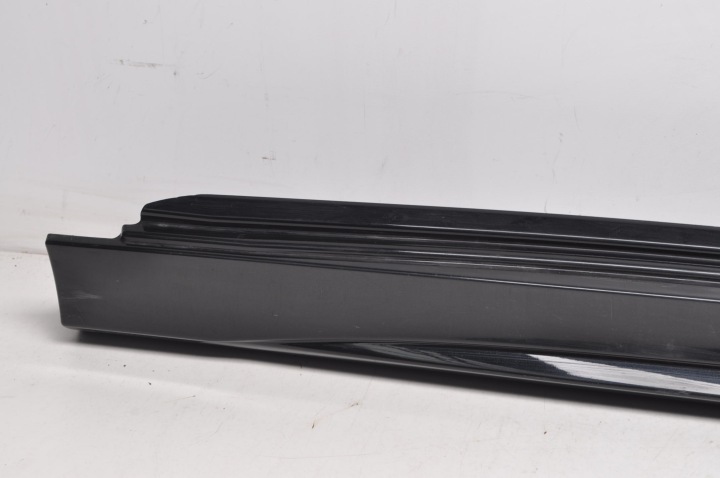 MERCEDES W177 AMG LINE REVÊTEMENT SEUIL DROITE A1776904401
