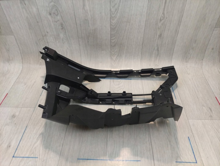 VW CRAFTER GLISSIÈRE FIXATION PARE-CHOCS GAUCHE AVANT 7C0807723B