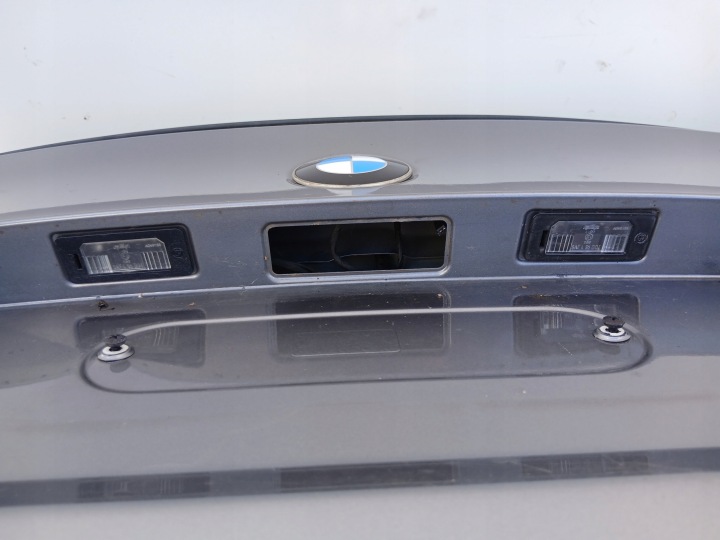 COUVERCLES DE COFFRE COUVERCLES DE COFFRE BMW E61 SPACEGRAU A52