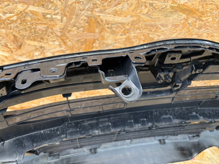 TOYOYTA YARIS IV PARE-CHOCS AVANT 52119-0DA00