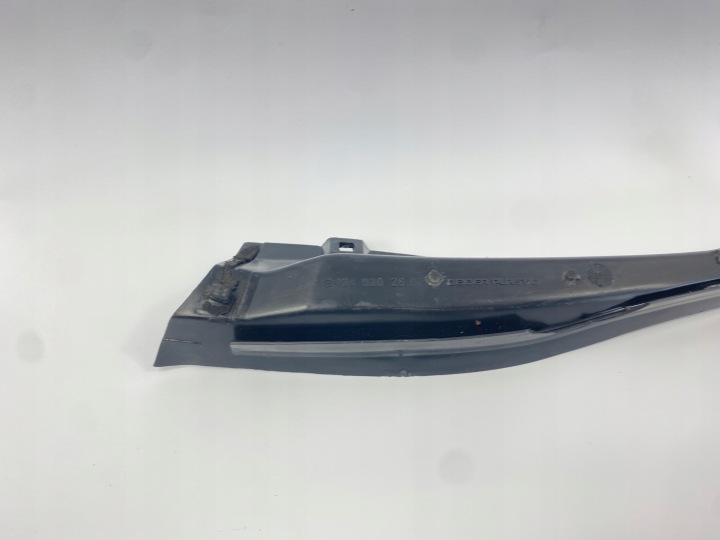 DOUBLURE DE PASSAGE DE ROUE PLASTIQUE ODPLYW RAINURE GAUCHE CÔTÉ MERCEDES W124 1246202667