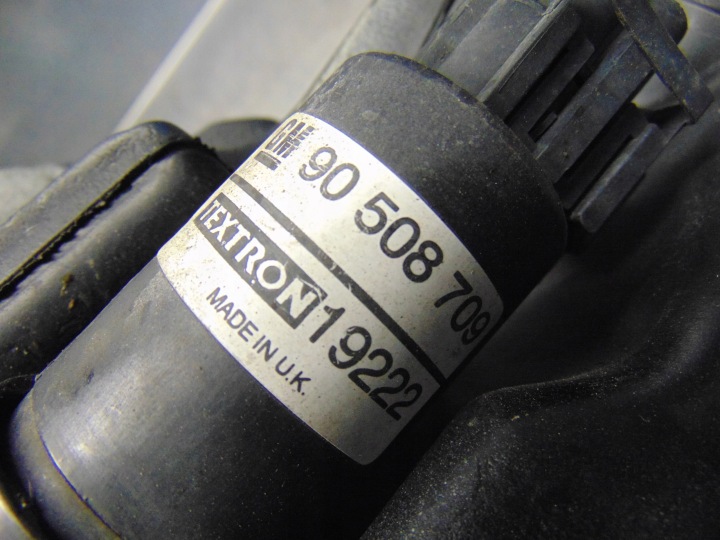 RÉSERVOIR RÉSERVOIR LAVE-GLACES OPEL ZAFIRA II B EUROPE