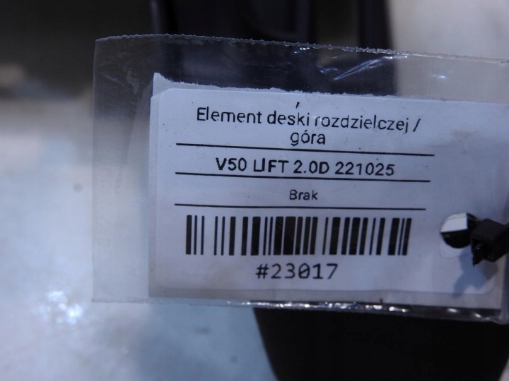 DOUBLURE DE PASSAGE DE ROUE INTERNE VOLVO V50 LIFT 8687443