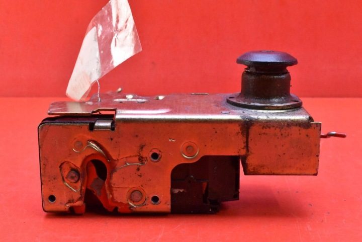 SERRURE DE PORTE DROIT AVANT AVANT EUROPE YC1A-V21812-AN FORD TRANSIT 5 V 00-06