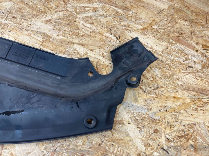 PROTECTION REVÊTEMENT PANNEAU AVANT NISSAN PULSAR 62322-3ZL0A 2014-