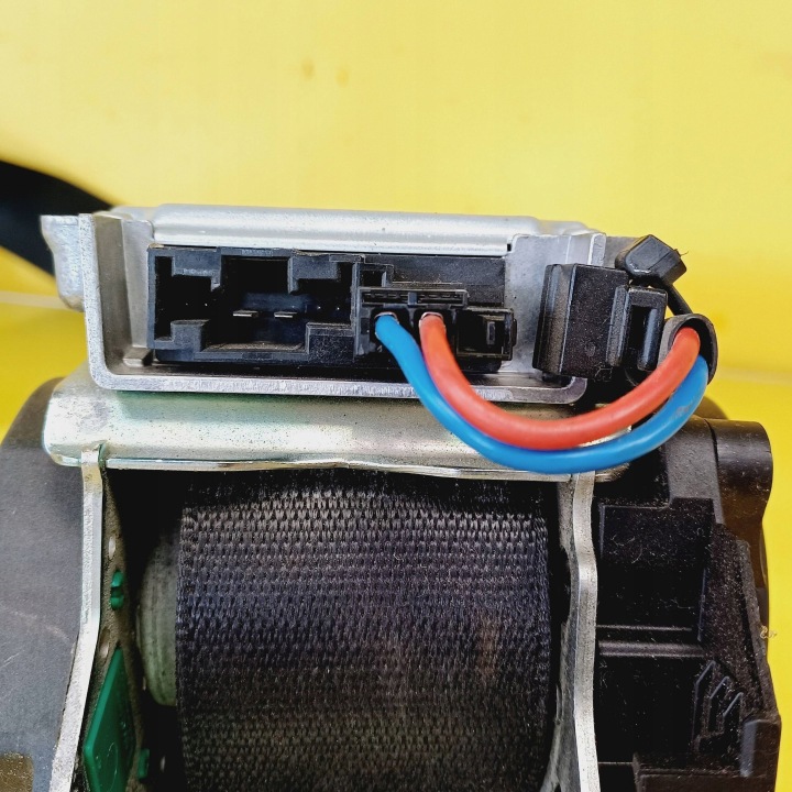 CEINTURE DE SÉCURITÉ DROIT AVANT MERCEDES ESSENCE E W211 602208100 NR318