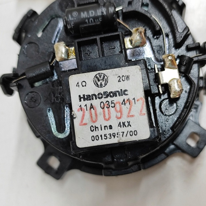 VOLKSWAGEN ID.4 2023 DROITE CÔTÉ HAUT-PARLEUR PORTES AVANT