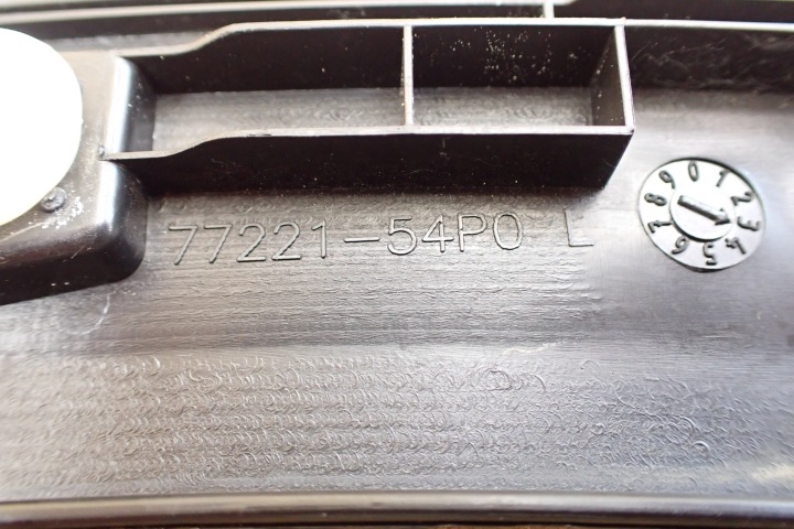 SUZUKI VITARA II 2 15- MOULURE GARDE-BOUE GAUCHE AVANT AVANT 7722154P0 LH OE