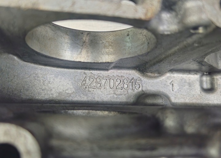 COUVERCLE DE SOUPAPES OPEL ASTRA J IV ZAFIRA C INSIGNIA A 2.0 CDTI 55574600
