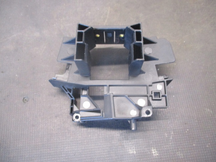 POIGNÉE FIXATION COMMUTATEURS FORD KUGA 08-13R 2.0TDCI 4M5T 13N064HH