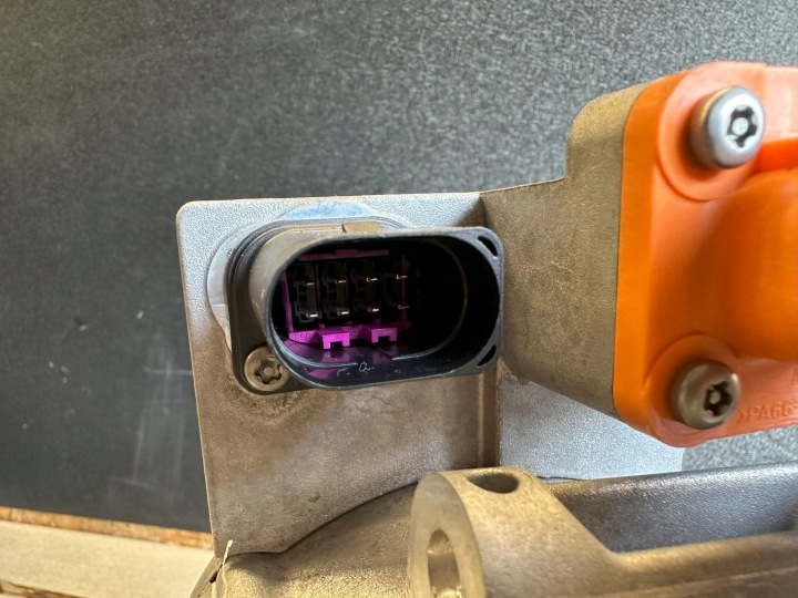 AUDI VOLKSWAGEN OE 5QE816803 COMPRESSEUR CLIMATISATION