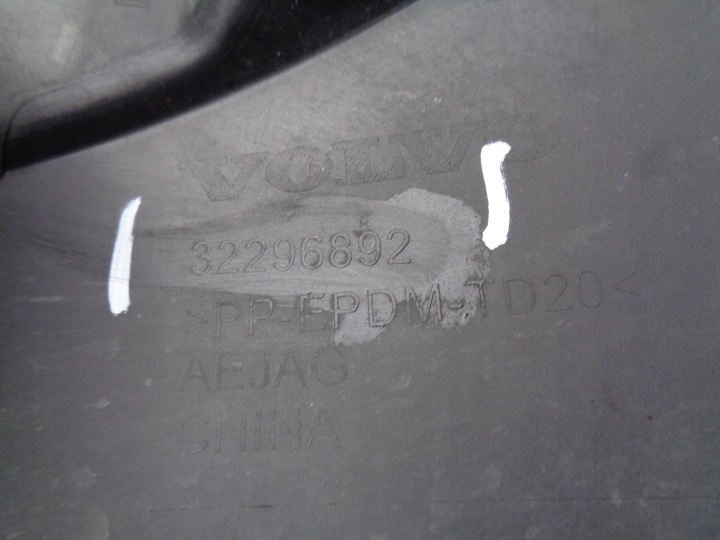 PARE-CHOCS AVANT VOLVO XC60 II 21- LIFT NR 44098