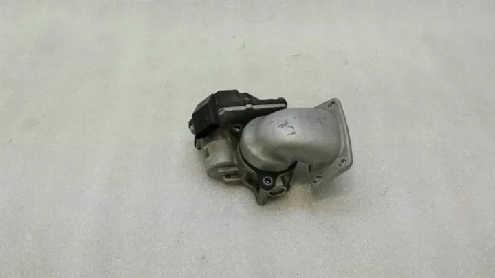 AUDI A7 4G CARROSSERIE PAPILLON DES GAZ 057128063D PAPILLON DES GAZ 3.0 TFSI