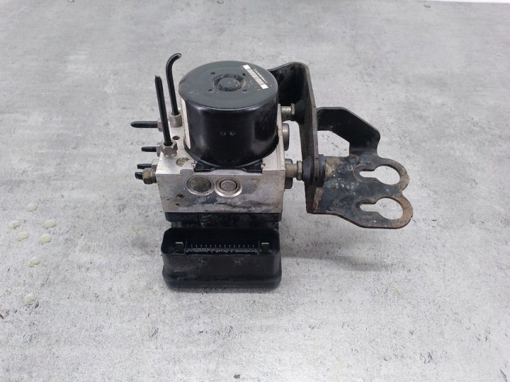 POMPE ABS JEEP PATRIOT P05105590AG 2.4 16V