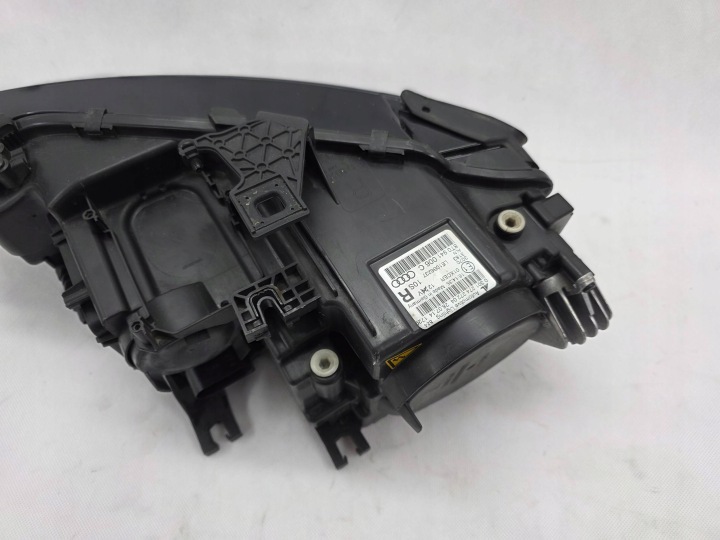 AUDI A5 8T LIFT 2012+ PHARE AVANT DROITE XÉNON NON RÉGULÉE EUROPE 8T0941006C