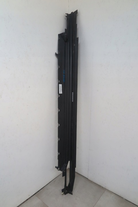 MOULURE SEUIL REVÊTEMENT SEUIL GAUCHE INFÉRIEURE BMW I4 G26 MODULE 8737087