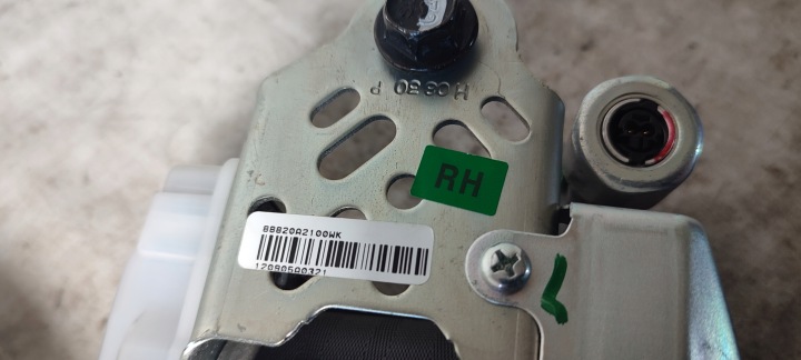 KIA CEED II 12R CEINTURE DE SÉCURITÉ AVANT GAUCHE I DROIT USAGÉ COMPLET