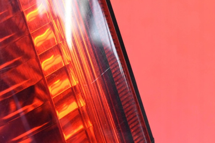 PHARE DROITE ARRIÈRE ARRIÈRE P3052 SUBARU JUSTY 3 III G3X 5D 03-07