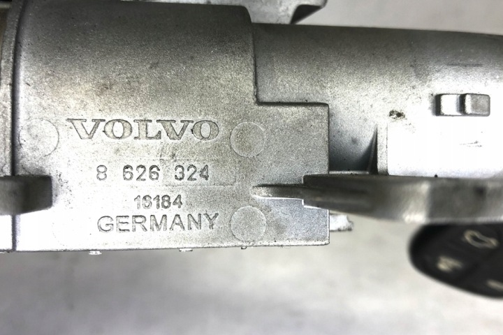 ENSEMBLE ALLUMAGE VOLVO V70 II (SW) 8626324 2.4L DIESEL 120KW 2005