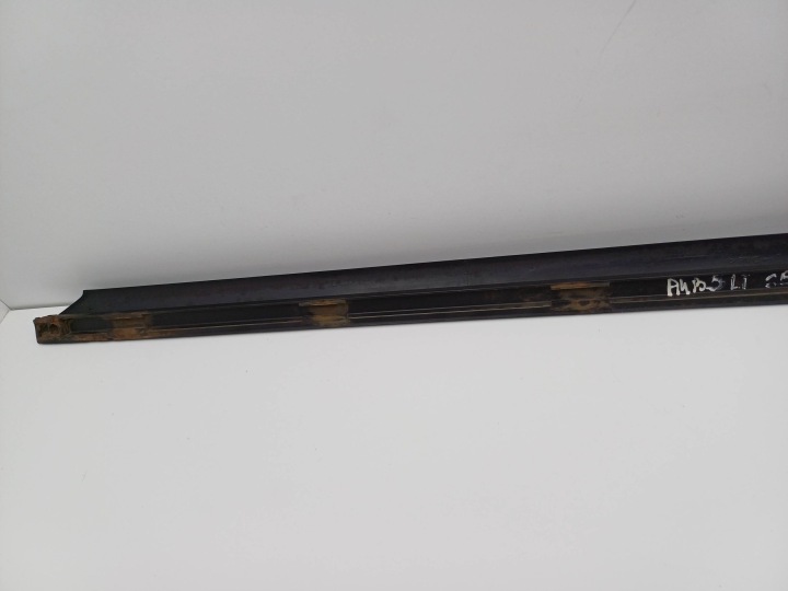 MOULURE PORTES GAUCHE AVANT AUDI A4 B5 BERLINE 8D0853959B NR213