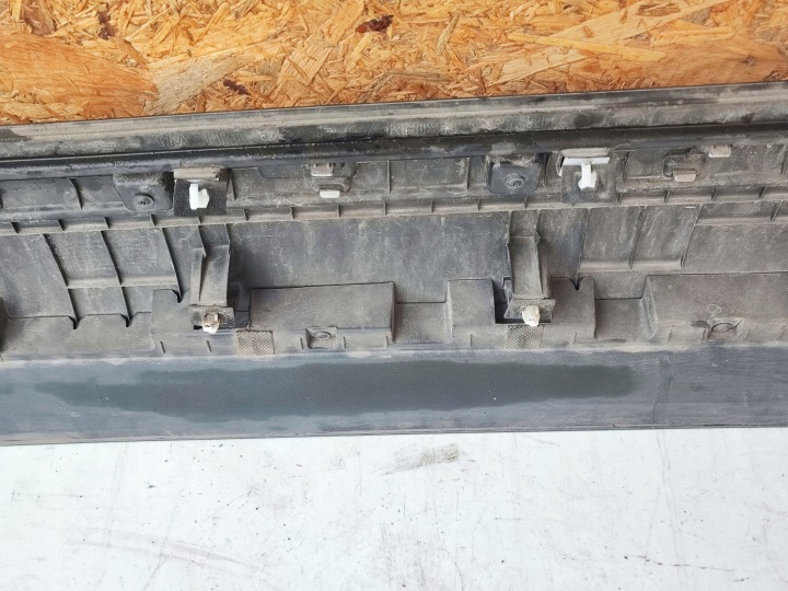 MOULURE SUR PORTES DROIT AVANT AVANT HYUNDAI SANTA FE IV 4 18- 87722S1000