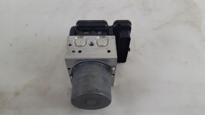 RANGE ROVER VELAR L560 2.0 D POMPE ABS K8AM-14F447-FE