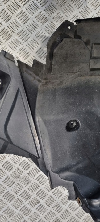 MERCEDES W212 PASSAGE DE ROUE DROIT DROIT AVANT A2126906930