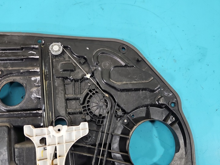 ÉLÉVATEUR ARRIÈRE DROIT KIA CEED II 12-18 83460-A2010