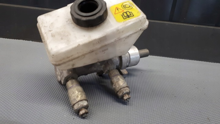 L481278 POMPE DE FREIN FORD ESCORT MK7 1.8