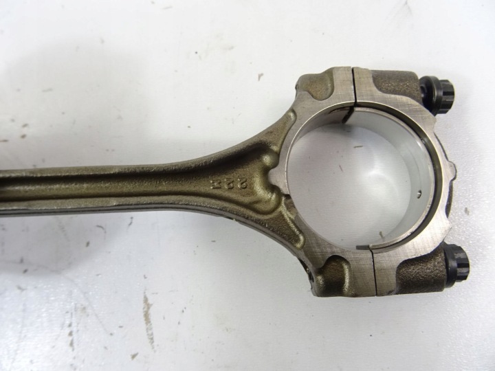 TOYOTA YARIS III 1.5 HYBRIDE PISTON BIELLE COUSSINET CODE MOTEUR 1 NZ 2011-20
