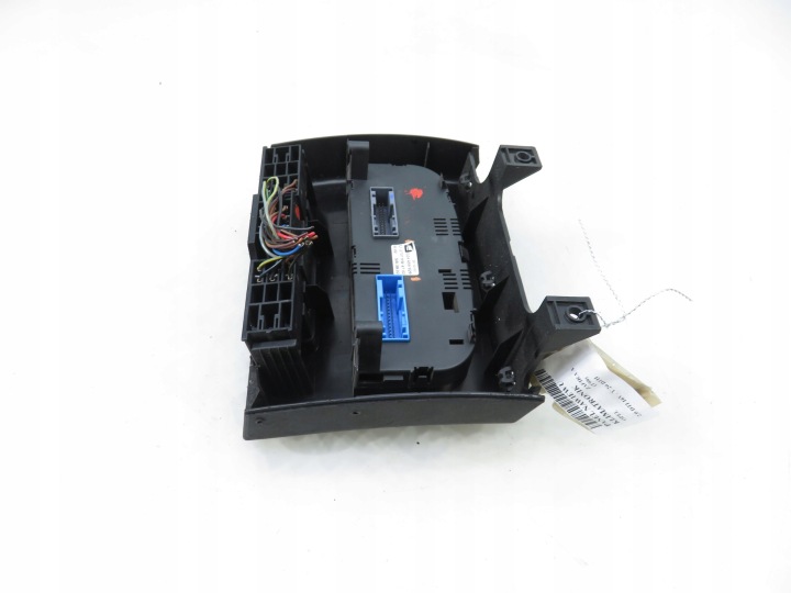 CLIMATISEUR OPEL ZAFIRA A 024459929