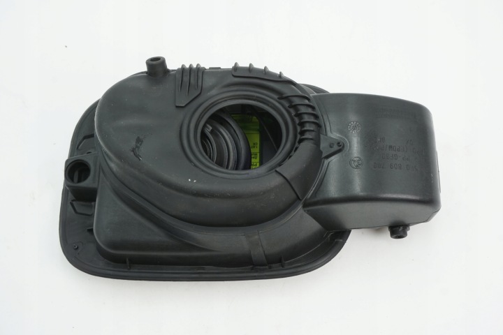 CLAPET GOULOTTE DE REMPLISSAGE CARBURANTS SKODA OCTAVIA 5E0809702