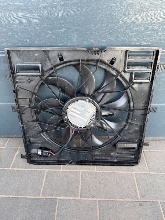 MERCEDES SPRINTER A907 VENTILATEUR 1000W A9079064600 G14186-101