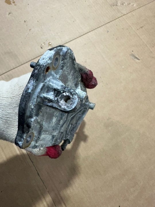 CHÂSSIS CHAÎNES DISTRIBUTION PROTECTION MERCEDES A6540103903 CZ