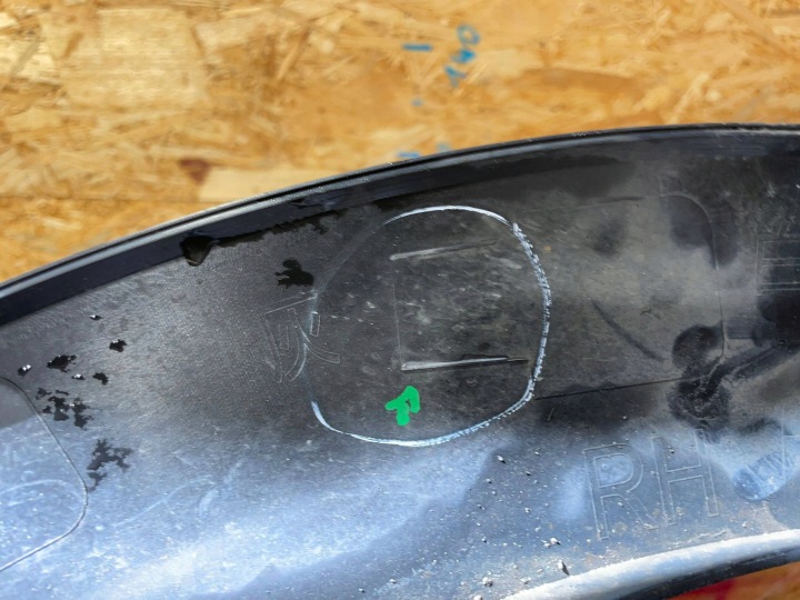 MAZDA CX3 CX-3 14-21 MOULURE REVÊTEMENT SUR AILE DROIT AVANT AVANT