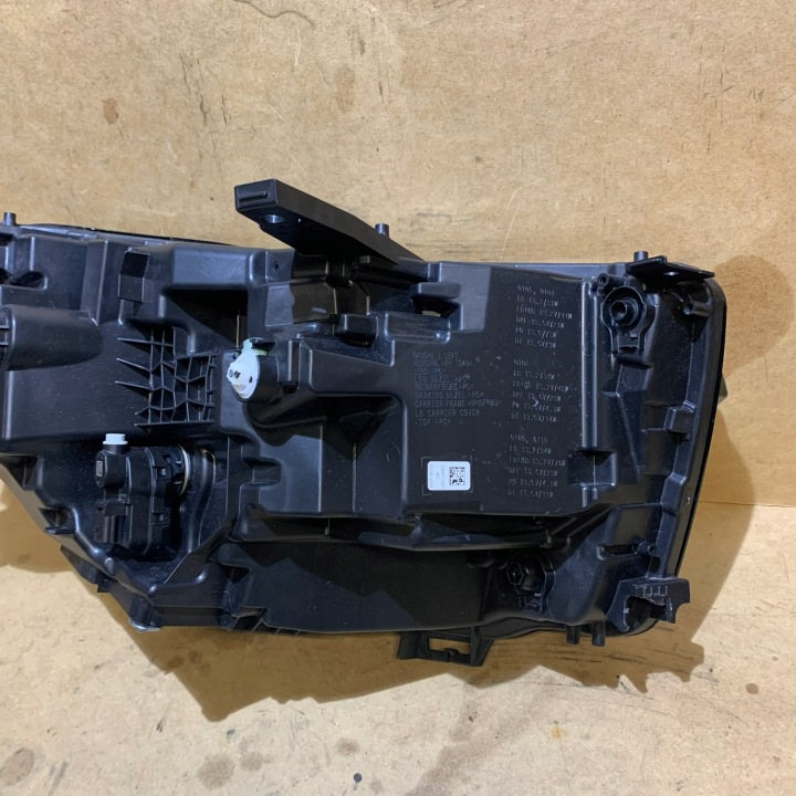 RENAULT AUSTRAL GAUCHE PHARE AVANT AVANT LED PURE VISION NOCTURNE 260606388R