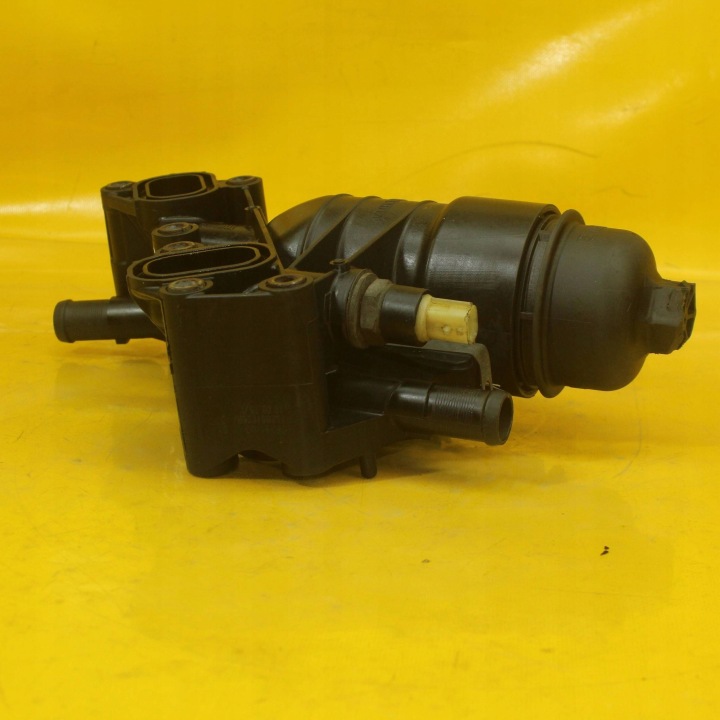 SUPPORT FILTRE HUILES OPEL VIVARO B 152081926R 1.6 DCI R9M RENAULT NISSAN