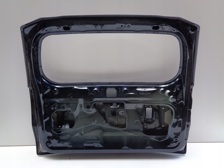 COUVERCLES DE COFFRE ARRIÈRE TOYOTA LAND CRUISER 150 13- NR 46235