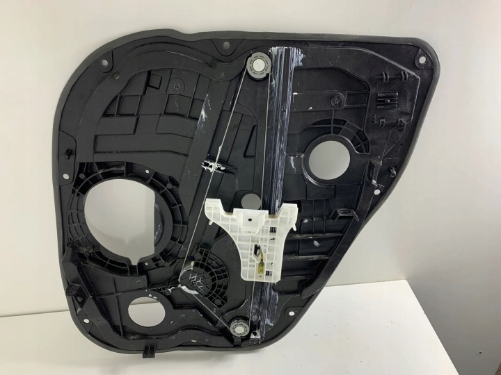 ÉLÉVATEUR VITRE HYUNDAI OE 83470-G4030