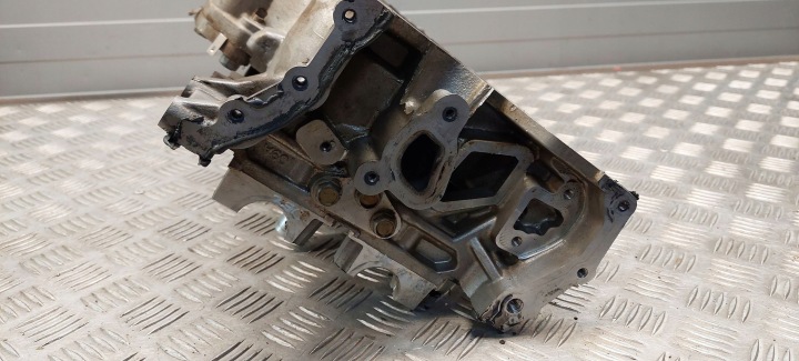 DODGE DURANGO III 04893811AF CULASSE MOTEUR