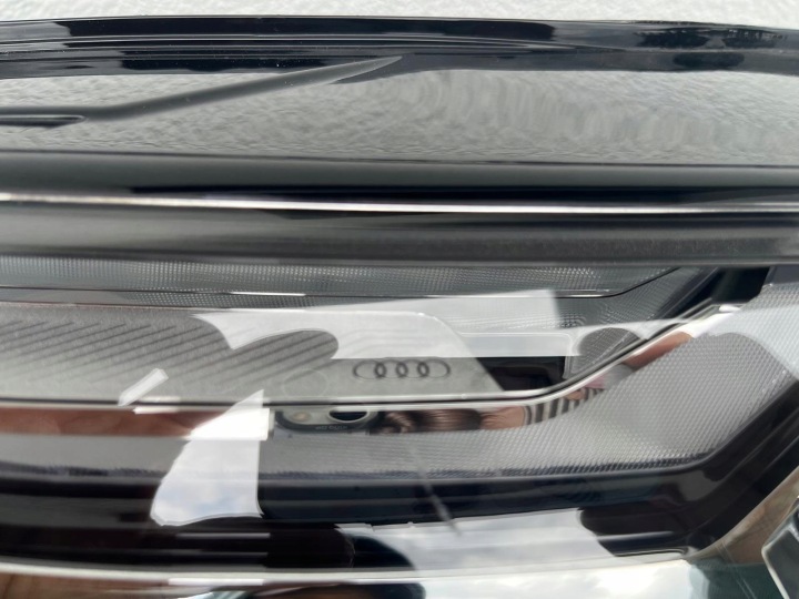 PHARE GAUCHE AVANT AUDI Q5 II LIFT 80A 80A941033F OE COMPLÈTE B EN BON ÉTAT GIELDA