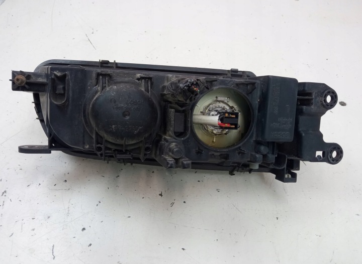 PHARE GAUCHE AVANT MAZDA 626