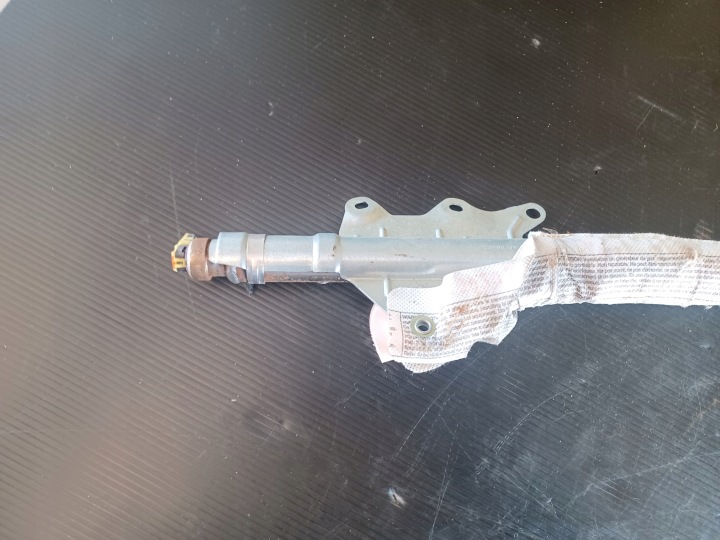 AUDI A4 B7 RIDEAU DROITE 8E5880742C