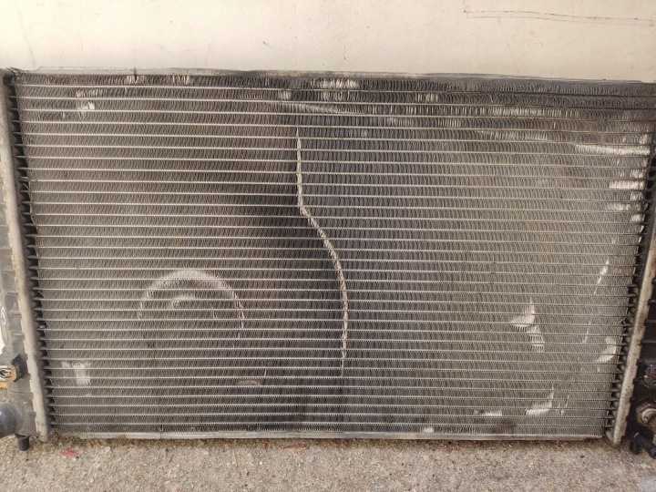 SAAB OE 4575734 RADIATEUR MOTEUR